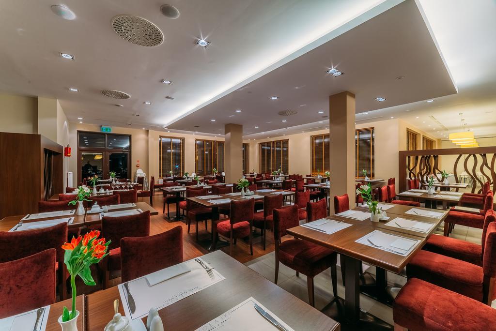 Mikolajki Resort Hotel & Spa Jora Wielka Luaran gambar