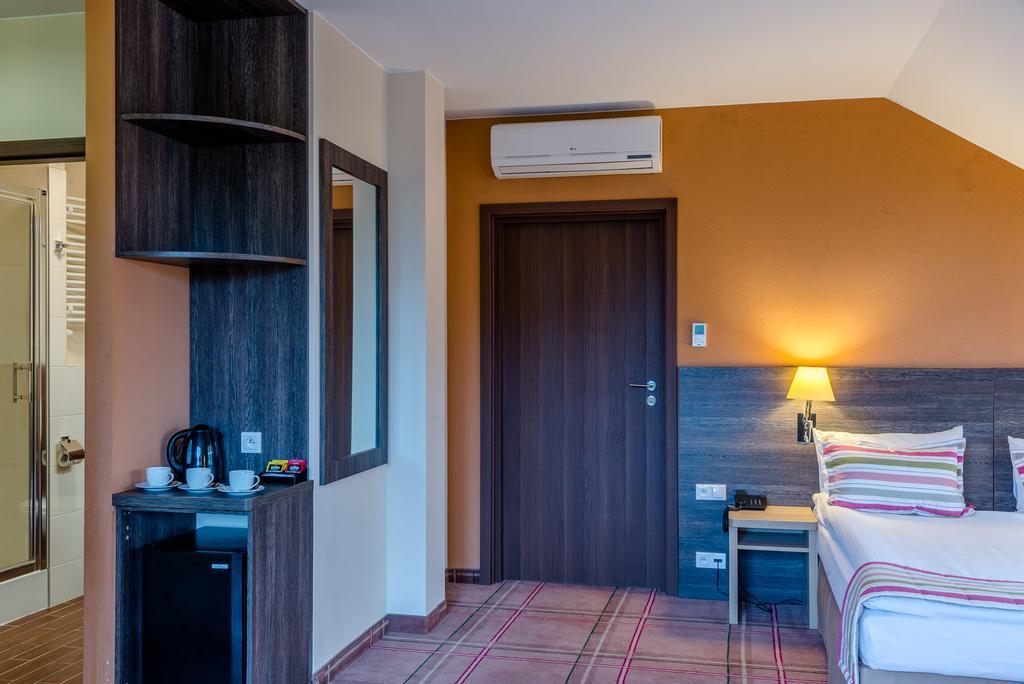 Mikolajki Resort Hotel & Spa Jora Wielka Luaran gambar